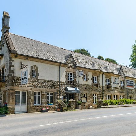 Отель Le Vieux Moulin Hede-Bazouges Экстерьер фото